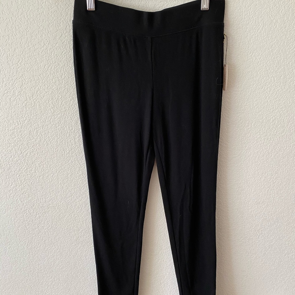 NWT Victoria Secret soft leggings